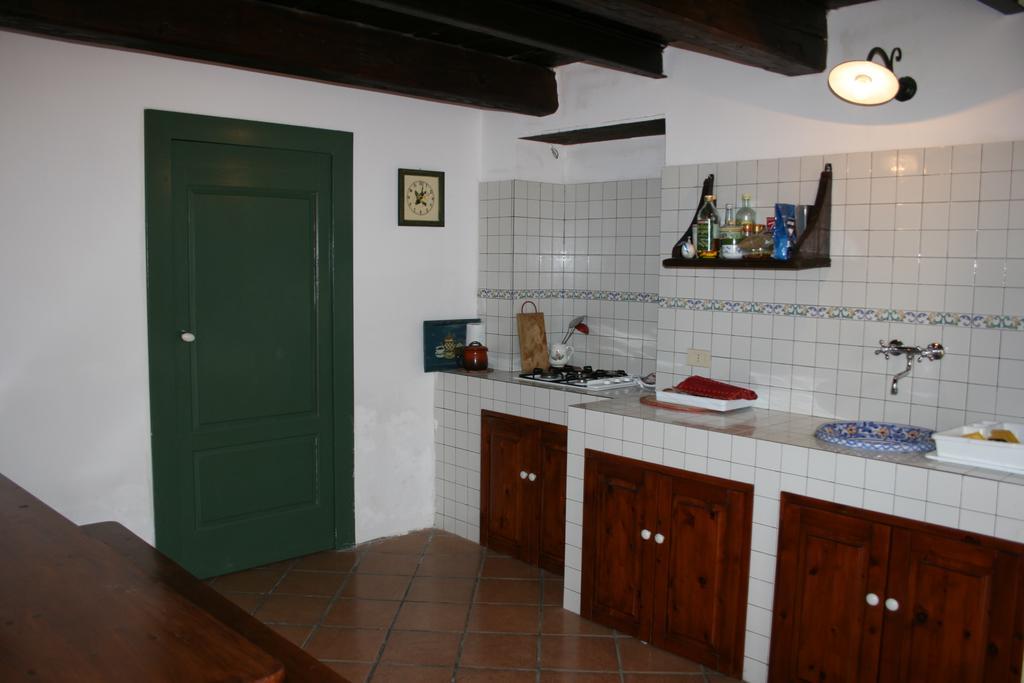 Villa Dei Leoni Santa Tecla Kamer foto