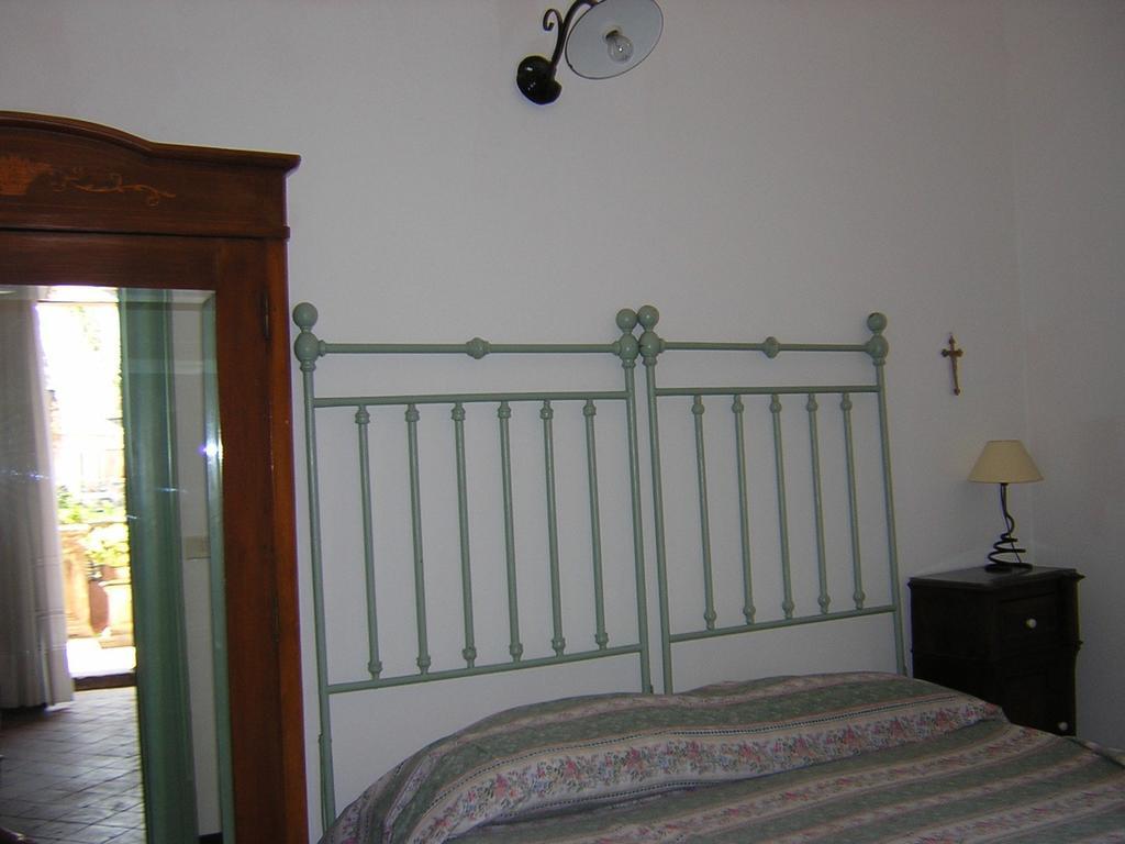 Villa Dei Leoni Santa Tecla Kamer foto