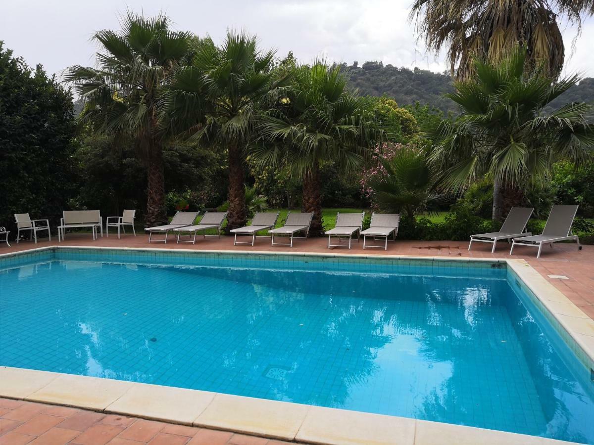 Villa Dei Leoni Santa Tecla Buitenkant foto
